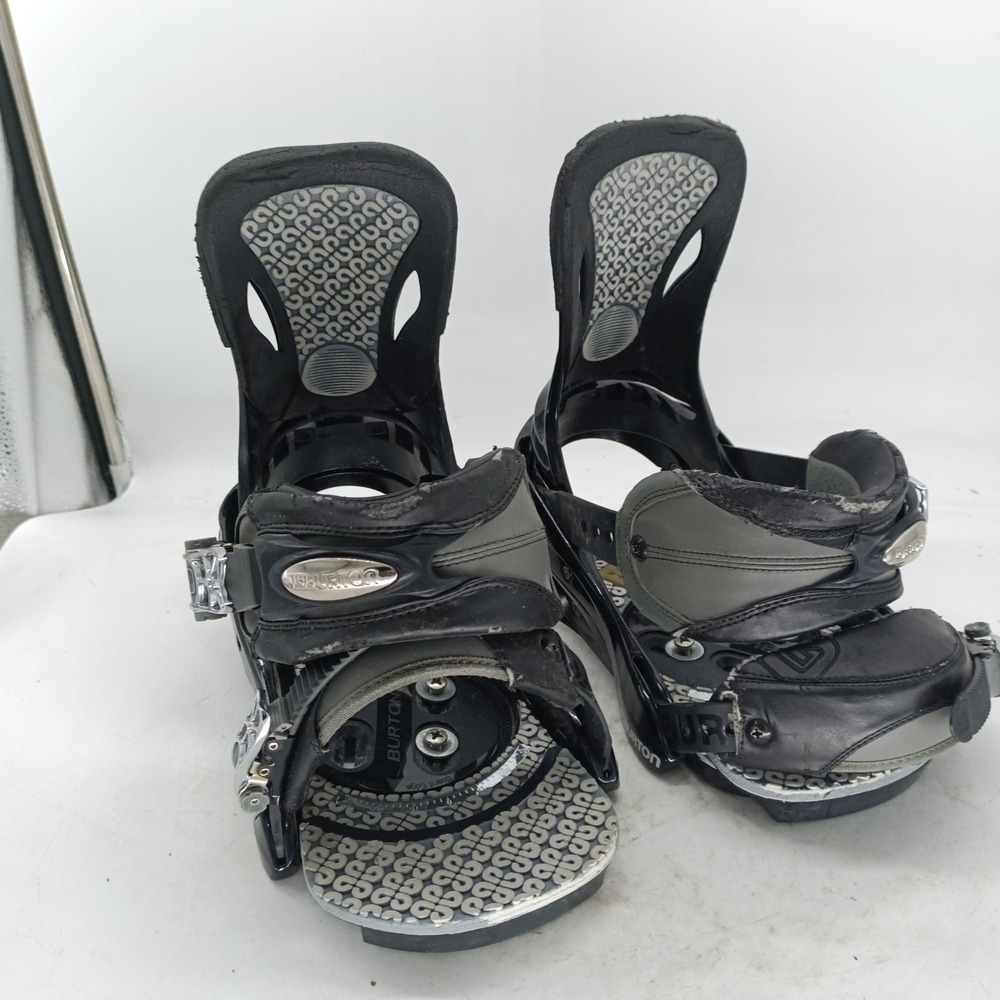 Burton P1 Snowboard Bindings Mens Medium Black Grey With Plates & 7 Screws